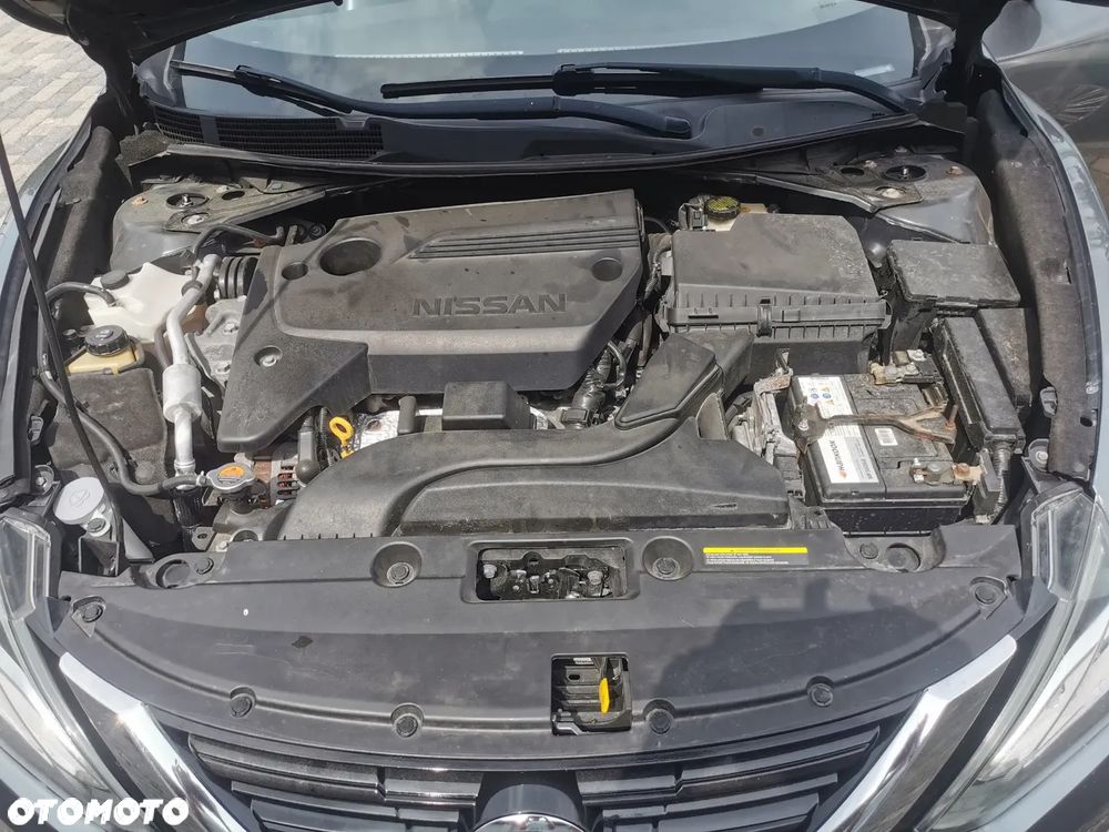 Nissan Altima - 15