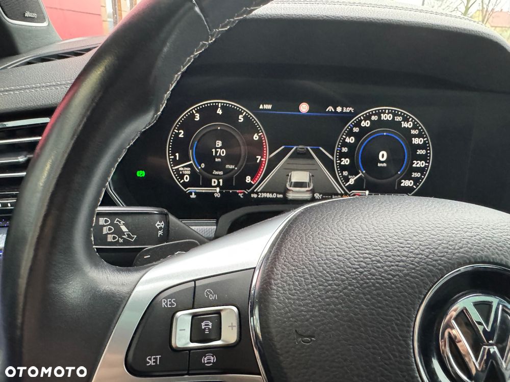 Volkswagen Touareg 3.0 V6 TFSI 4Motion R-Line - 9