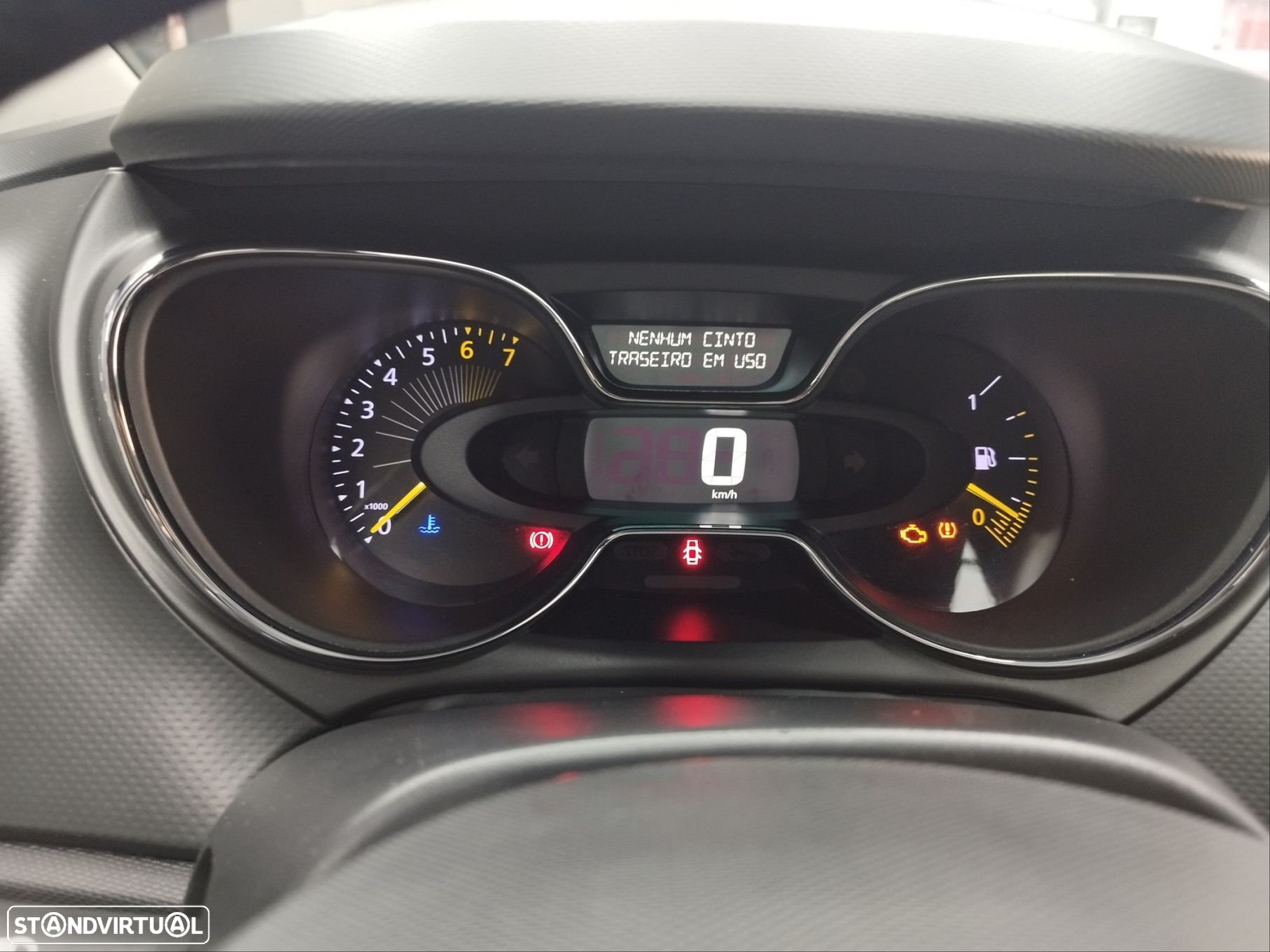 Renault Captur 0.9 TCE - 19