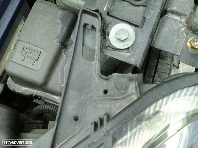 FAROL ESQUERDO PEUGEOT 1007 DOLCE - 3