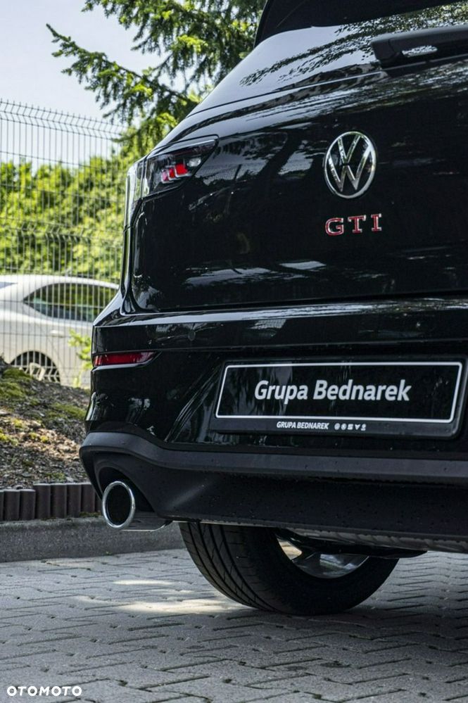 Volkswagen Golf - 17