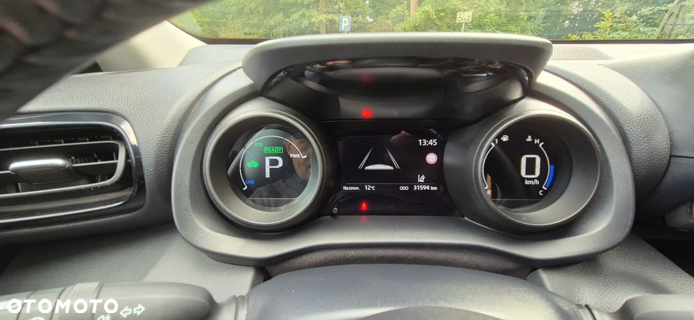 Toyota Yaris Hybrid 1.5 Executive - 25