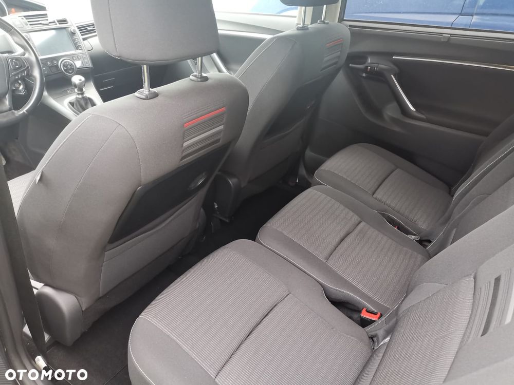 Toyota Verso 1.8 Selection EU6 - 14