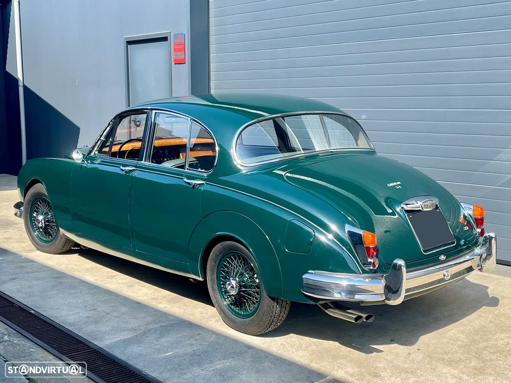 Jaguar MK II - 8