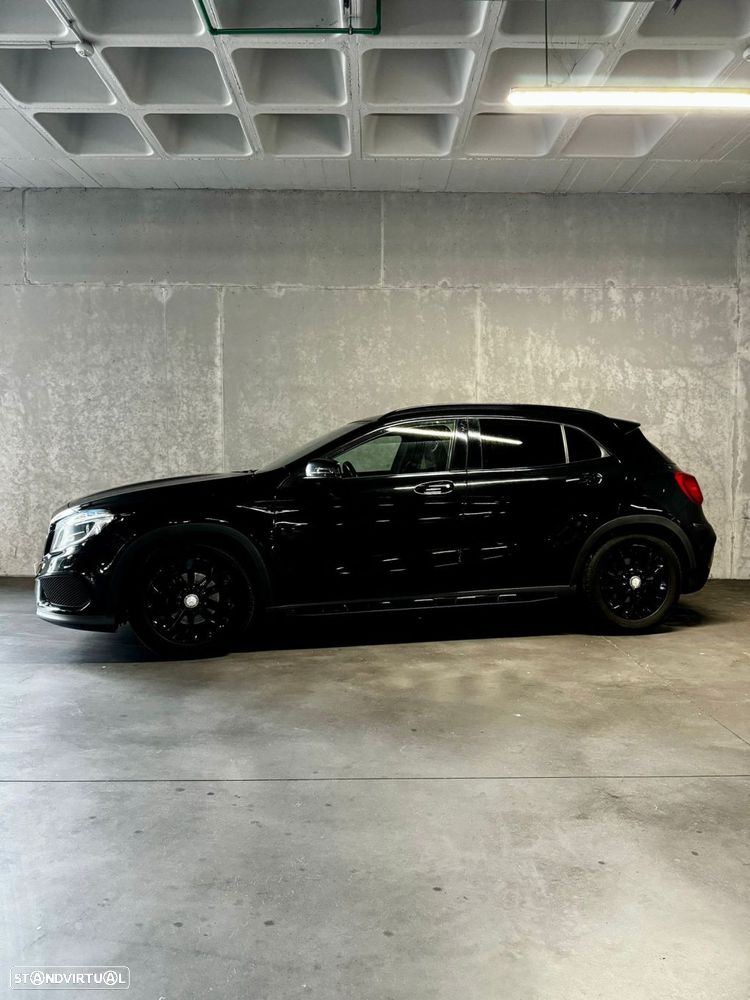 Mercedes-Benz GLA 200 d AMG Line - 19