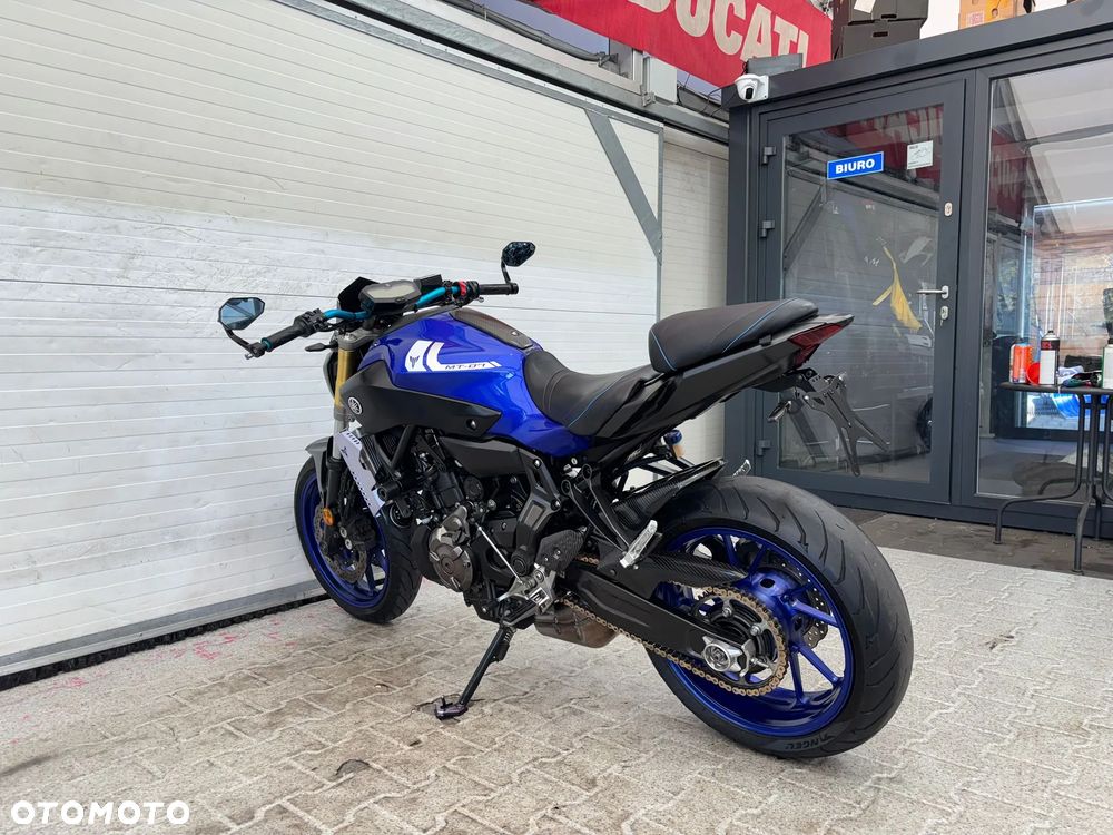 Yamaha MT - 11
