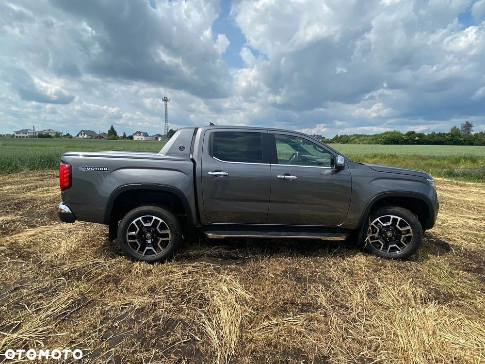 Volkswagen Amarok - 7
