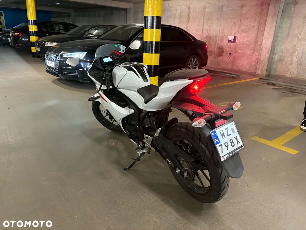 Suzuki GSX-R - 4