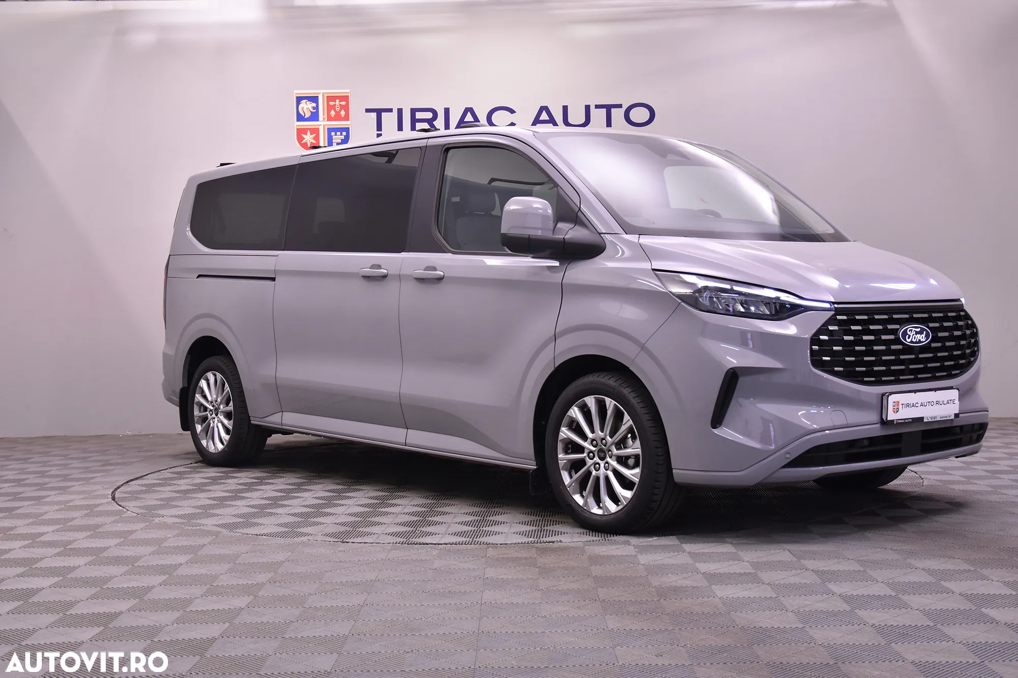Ford Tourneo - 7
