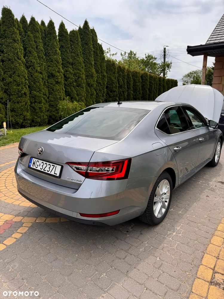 Skoda Superb 1.5 TSI ACT Active DSG - 6