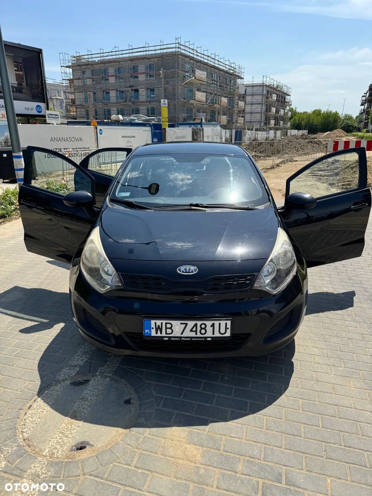 Kia Rio - 13