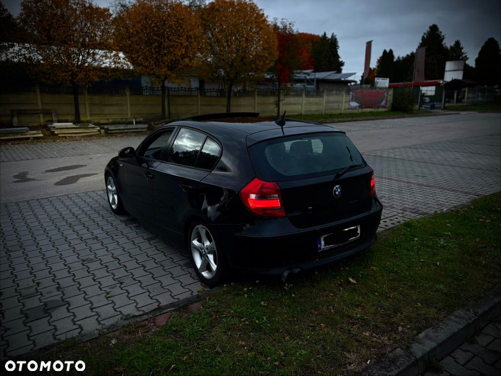 BMW Seria 1 118d DPF - 13