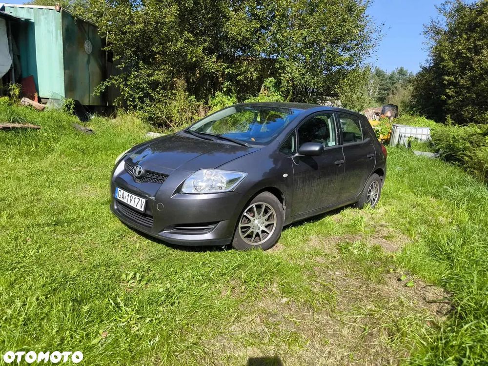 Toyota Auris 1.4 D-4D Terra - 3