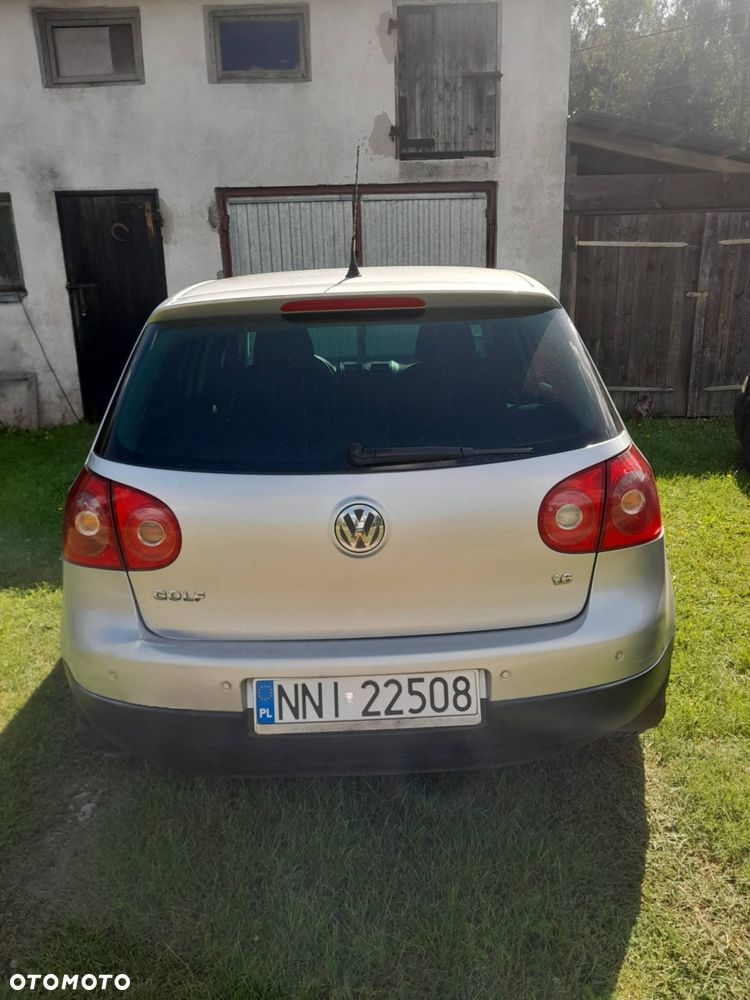 Volkswagen Golf 1.6 Comfortline - 4