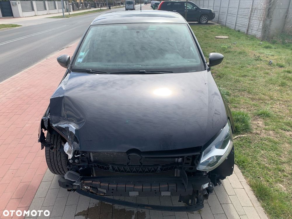 Volkswagen Polo 1.6 TDI Blue Motion Technology Black/Silver Edition - 3