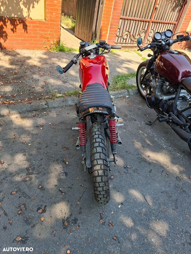 Honda CB 400F - 4
