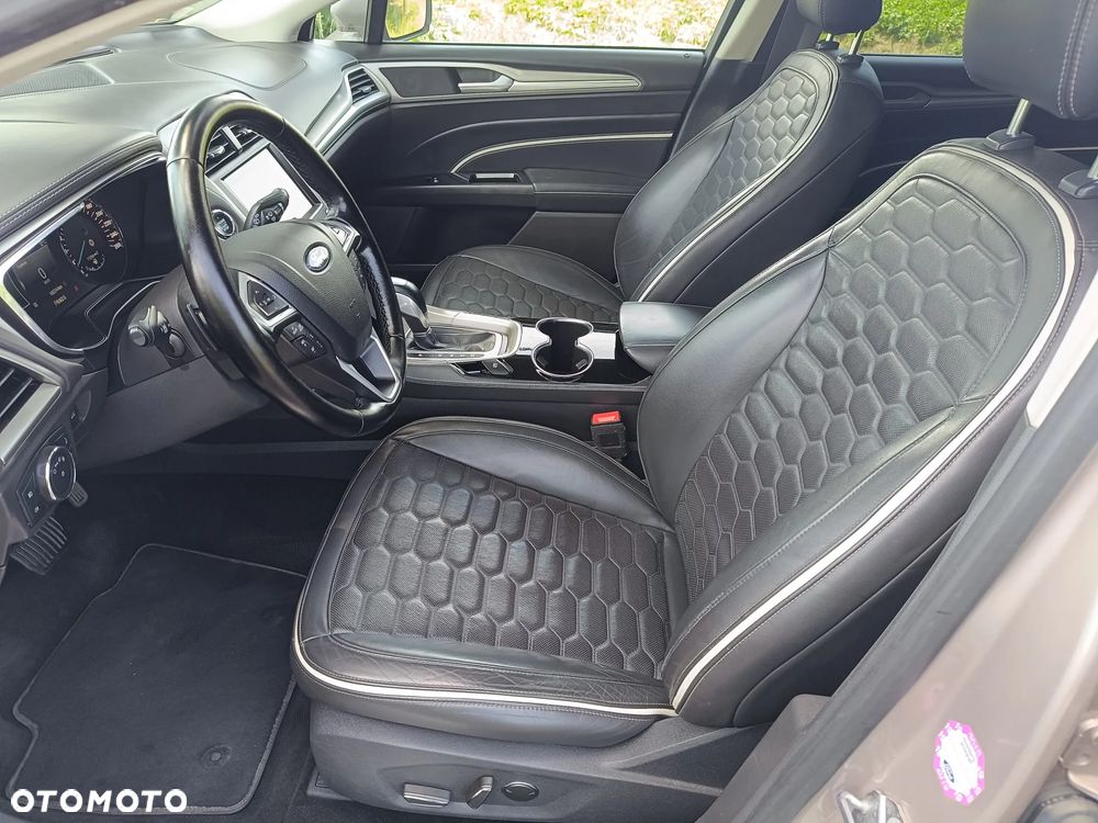 Ford Mondeo Vignale 2.0 TDCi Bi-Turbo PowerShift - 32