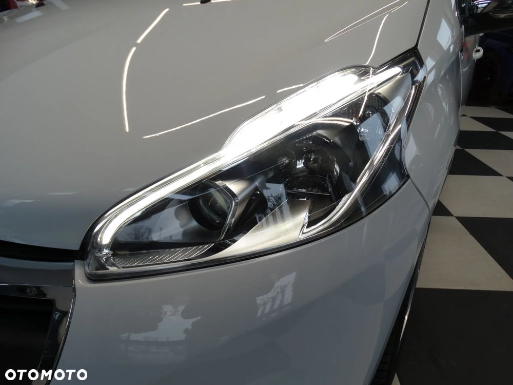 Peugeot 208 82 PureTech Style - 39