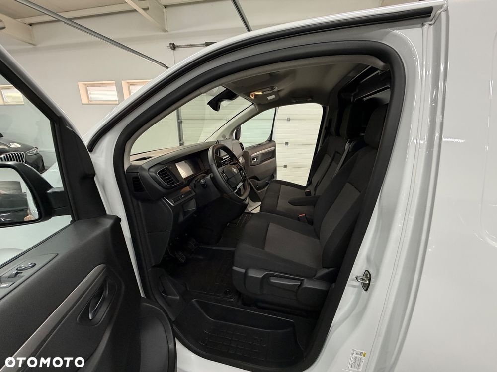 Opel Vivaro - 17