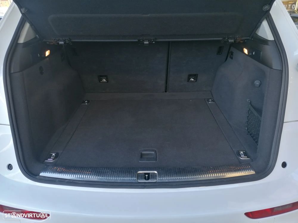 Audi Q5 2.0 TDI quattro S-line S-tronic - 13