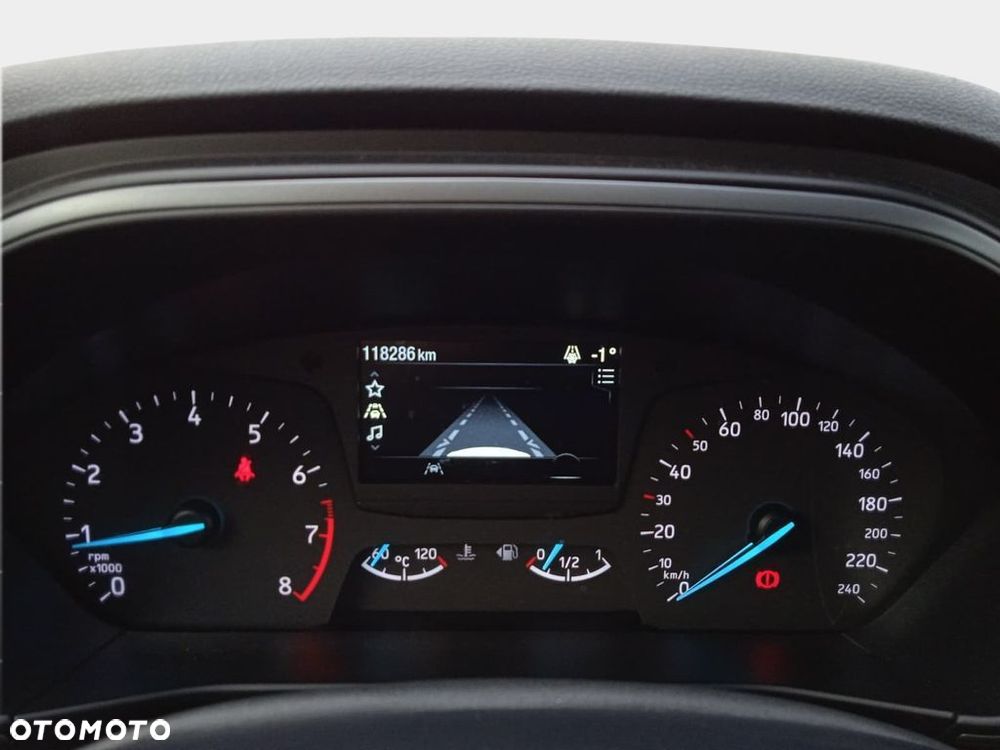 Ford Focus - 16