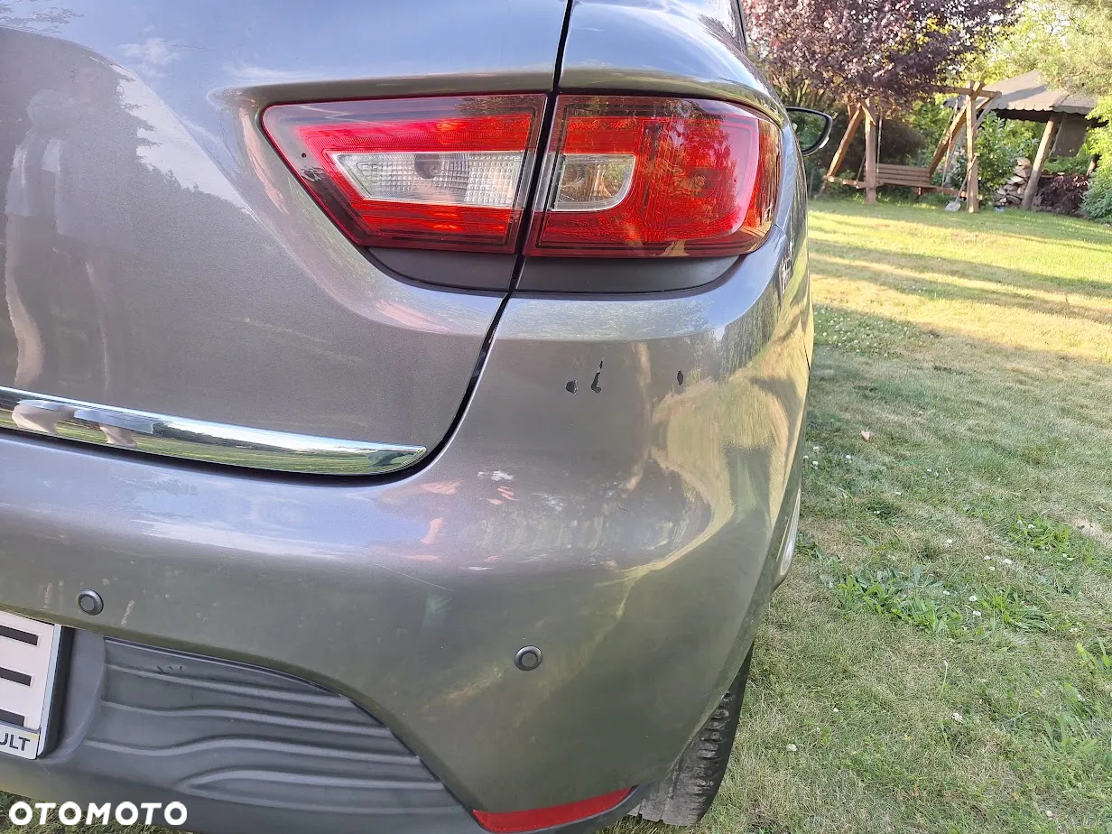 Renault Clio - 15