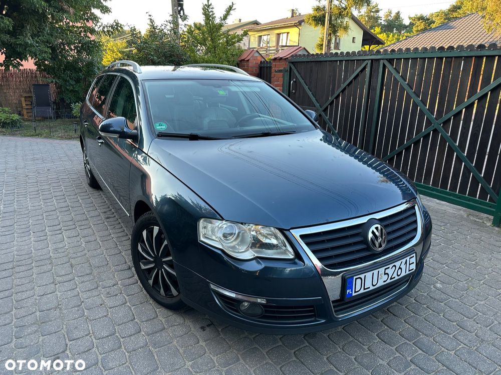 Volkswagen Passat - 2