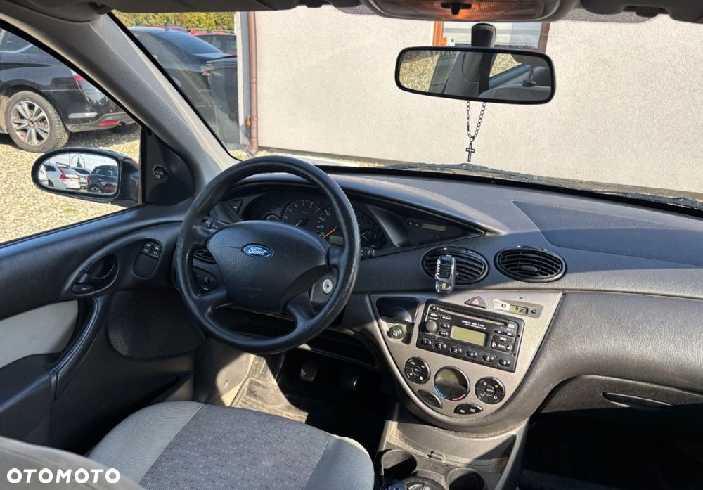 Ford Focus - 18