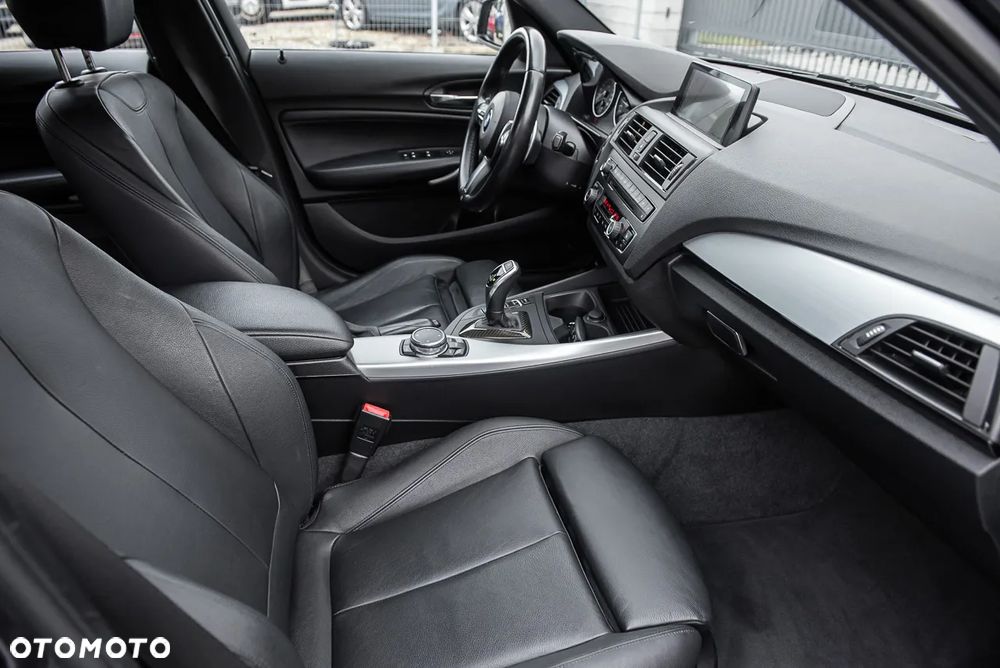 BMW Seria 1 M135i Sport-Aut - 33