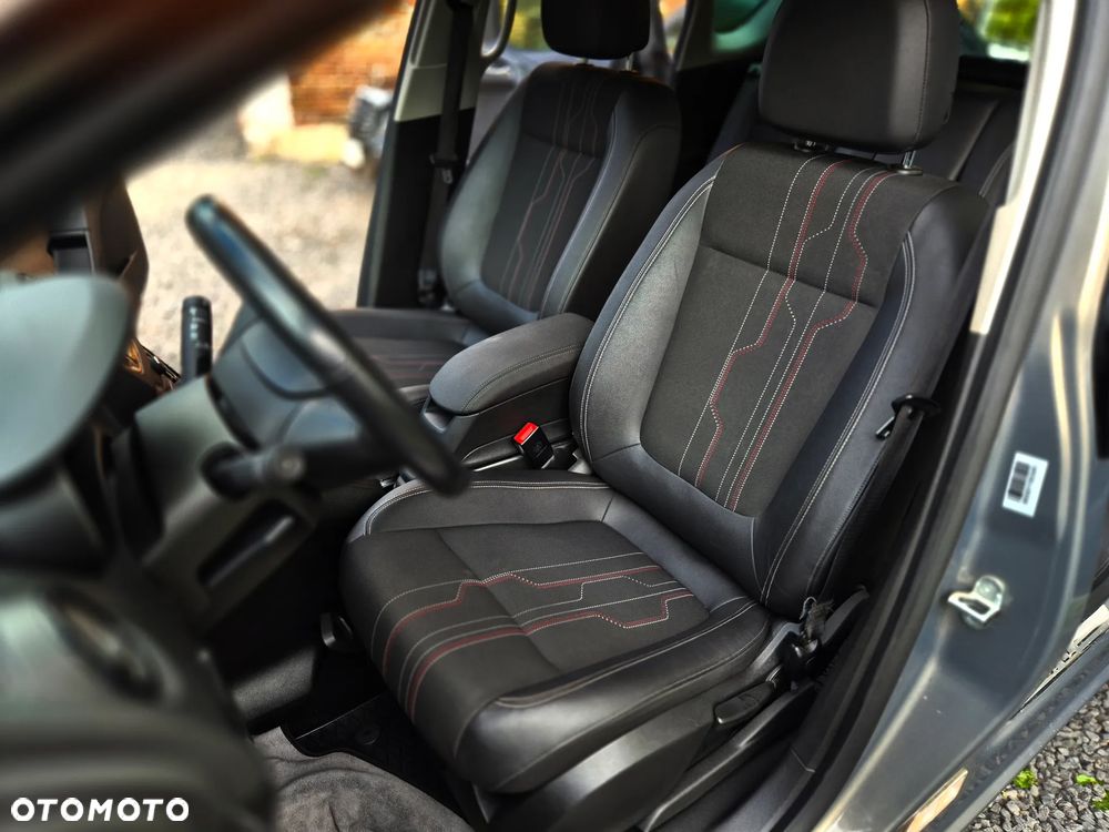 Opel Meriva - 12