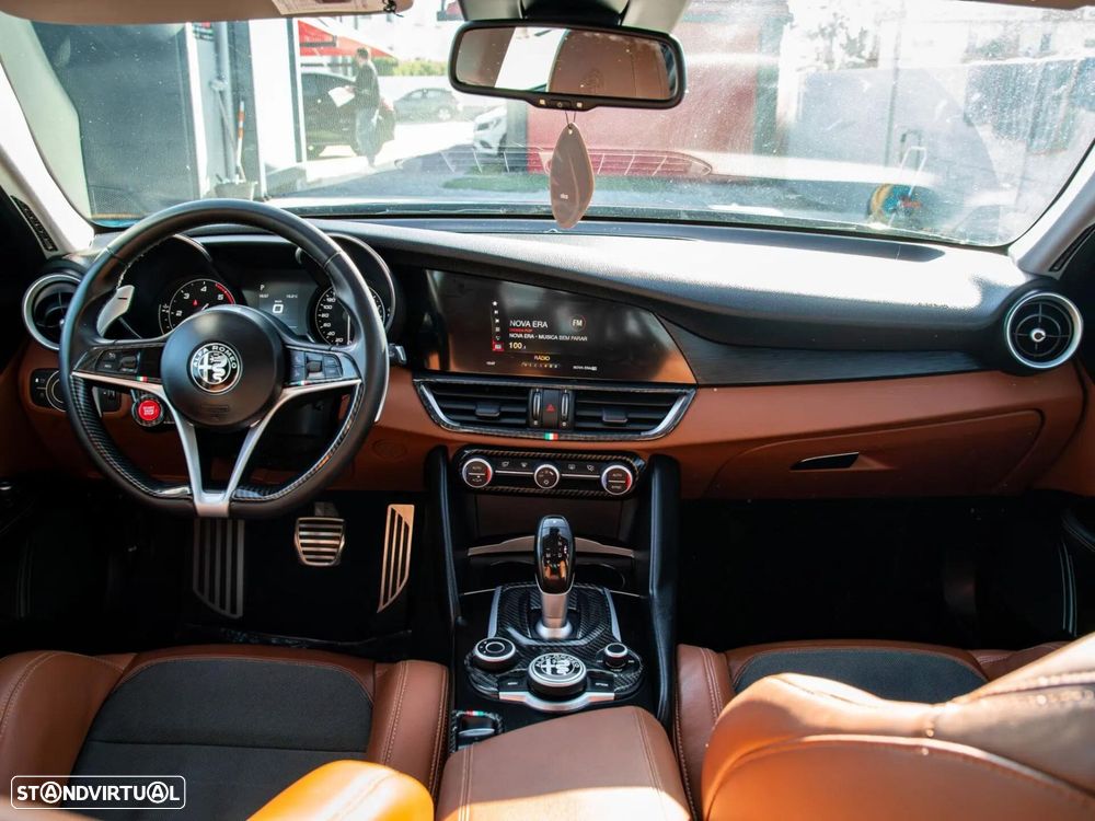 Alfa Romeo Giulia 2.2 D Super AT8 - 22