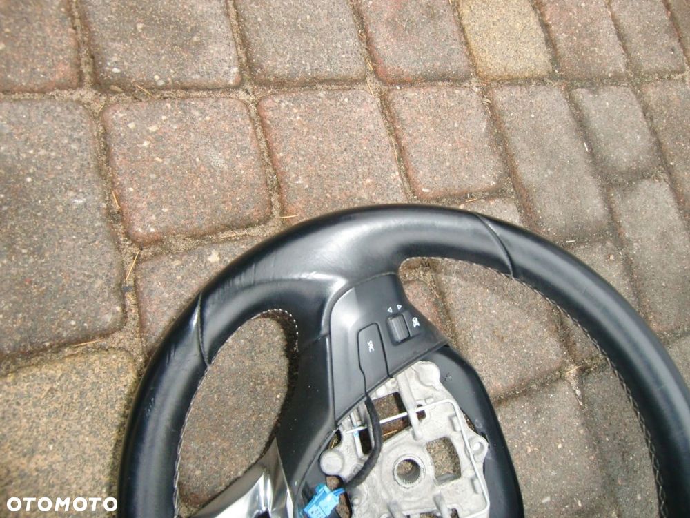 KIEROWNICA PEUGEOT 208 I 2008 - 3