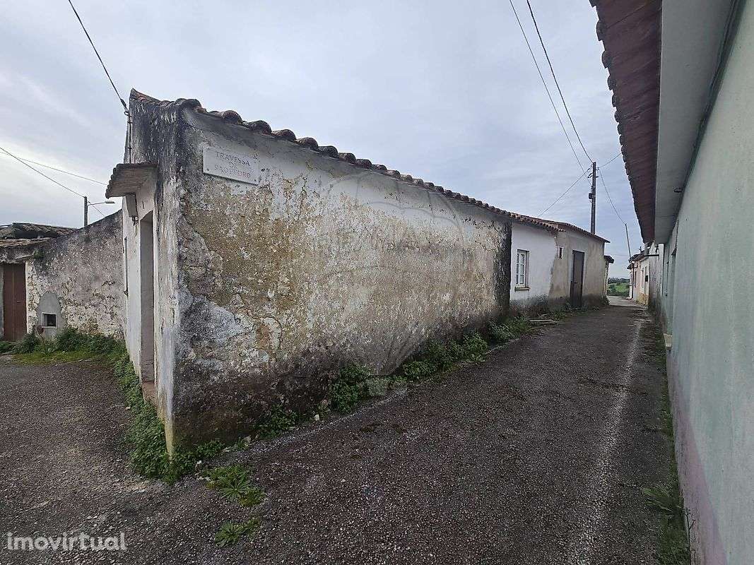 Moradia T4 para venda - Grande imagem: 2/4