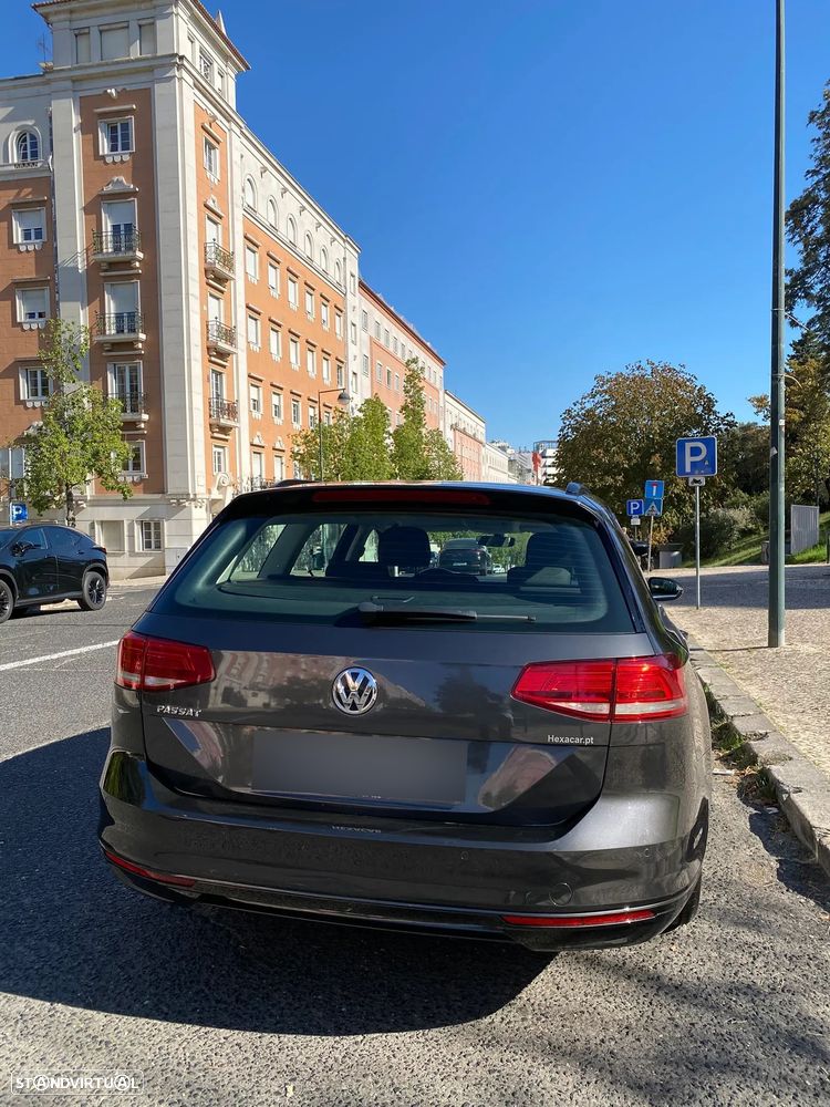 VW Passat Variant 2.0 TDi Confortline - 31