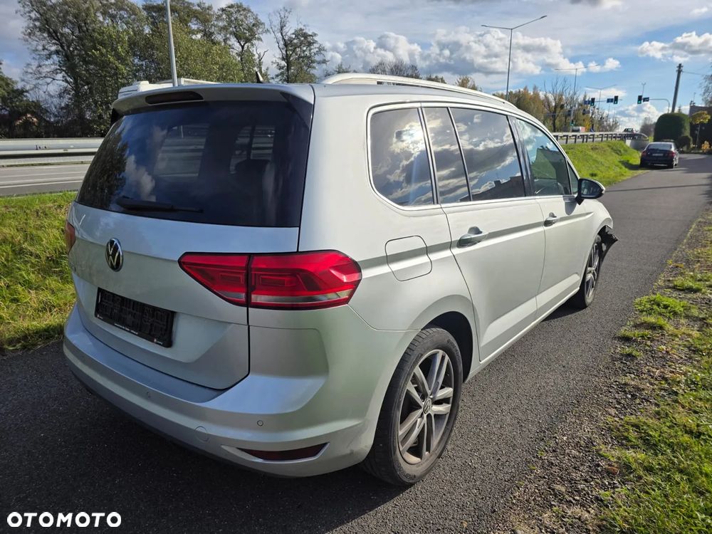 Volkswagen Touran 2.0 TDI BMT Highline DSG - 7