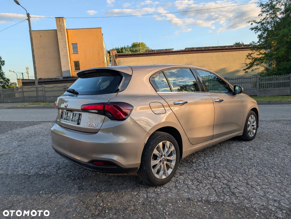 Fiat Tipo 1.4 T-Jet Lounge - 4