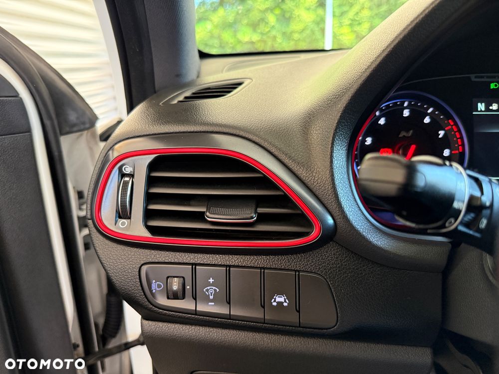Hyundai i30 N 2.0 T-GDI Performance - 29