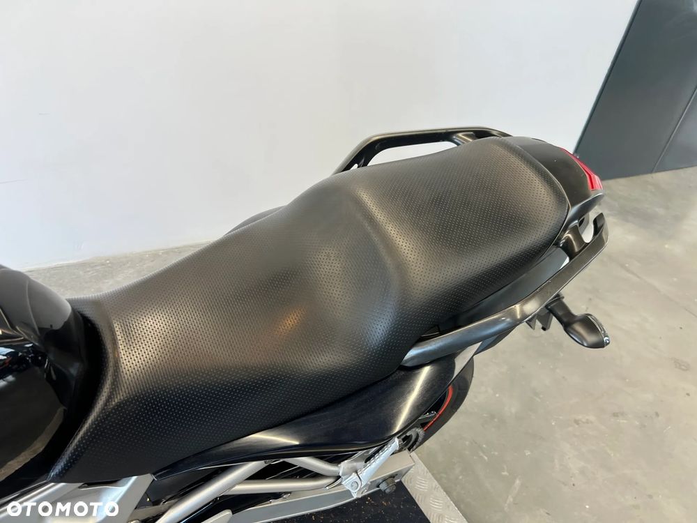 Yamaha FZ6 - 11