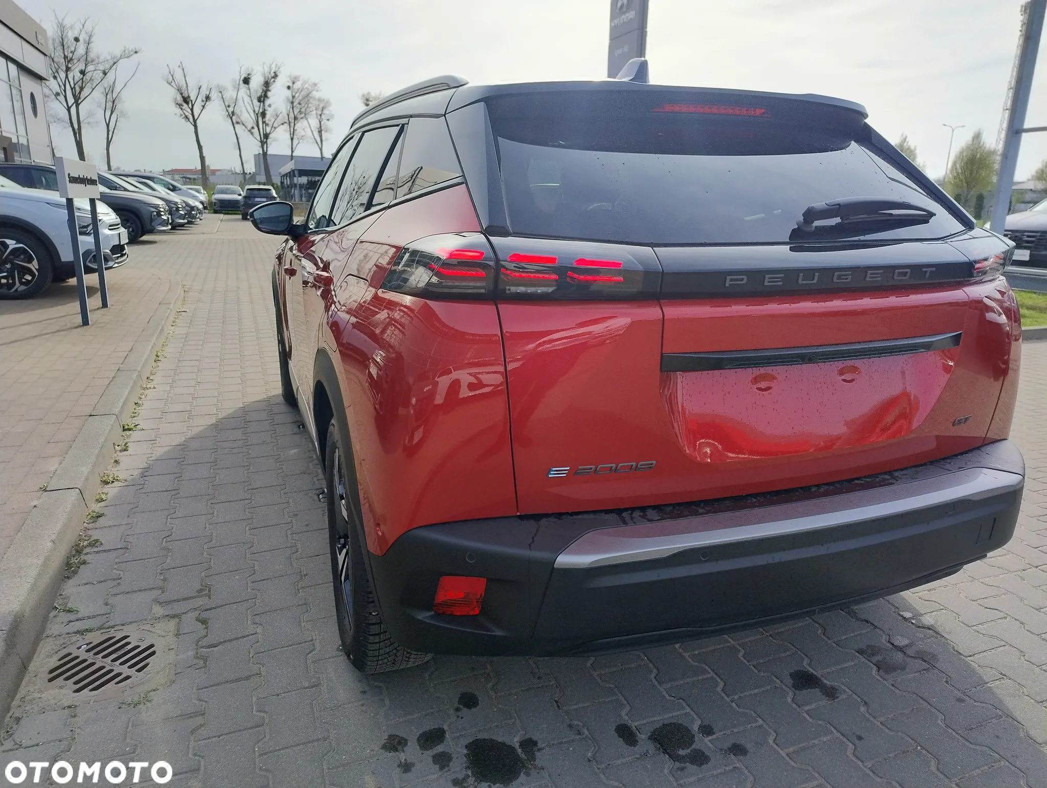 Peugeot 2008 PureTech 130 GT S&S EAT8 - 6