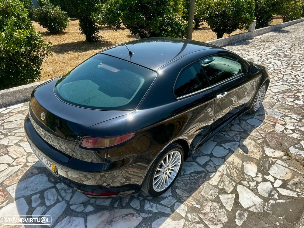 Alfa Romeo GT 1.9 JTD M-JET - 8