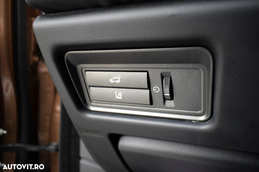 Land Rover Range Rover Evoque - 16