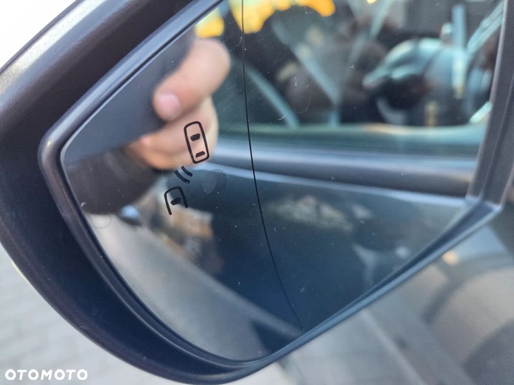 Ford Kuga 2.0 TDCi 4x4 ST-Line - 25