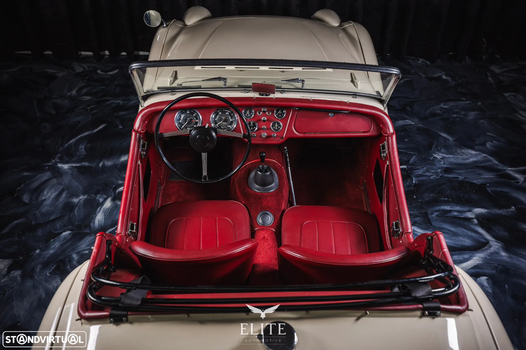 Triumph TR2 - 13