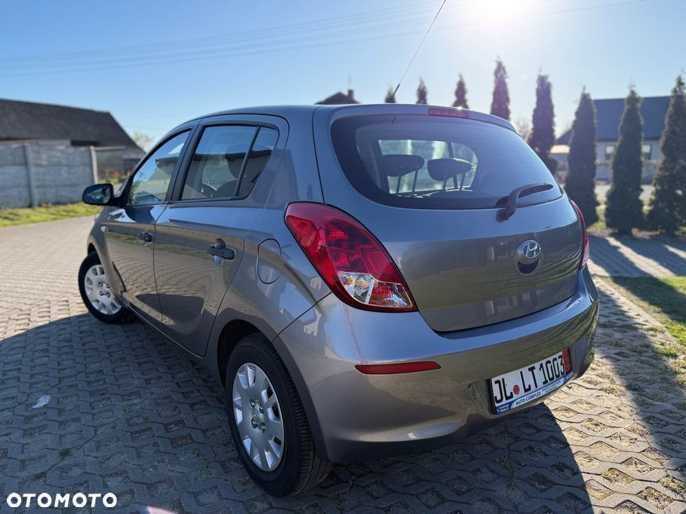 Hyundai i20 1.25 Comfort - 17