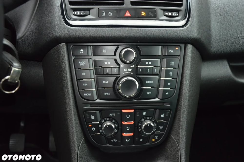 Opel Meriva 1.4 150 Jahre - 24