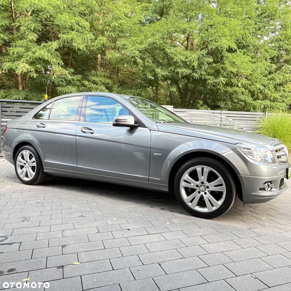 Mercedes-Benz Klasa C 180 Kompressor BlueEFFICIENCY Avantgarde - 10