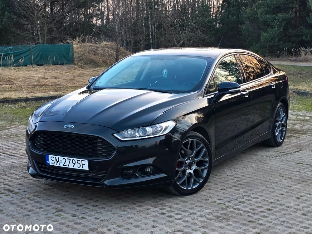 Ford Fusion - 2