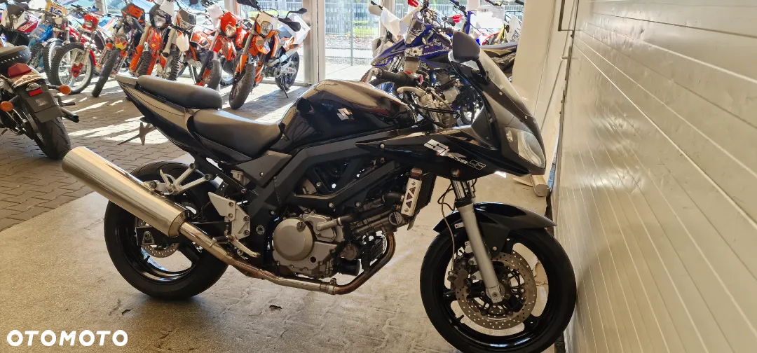 Suzuki SV - 22