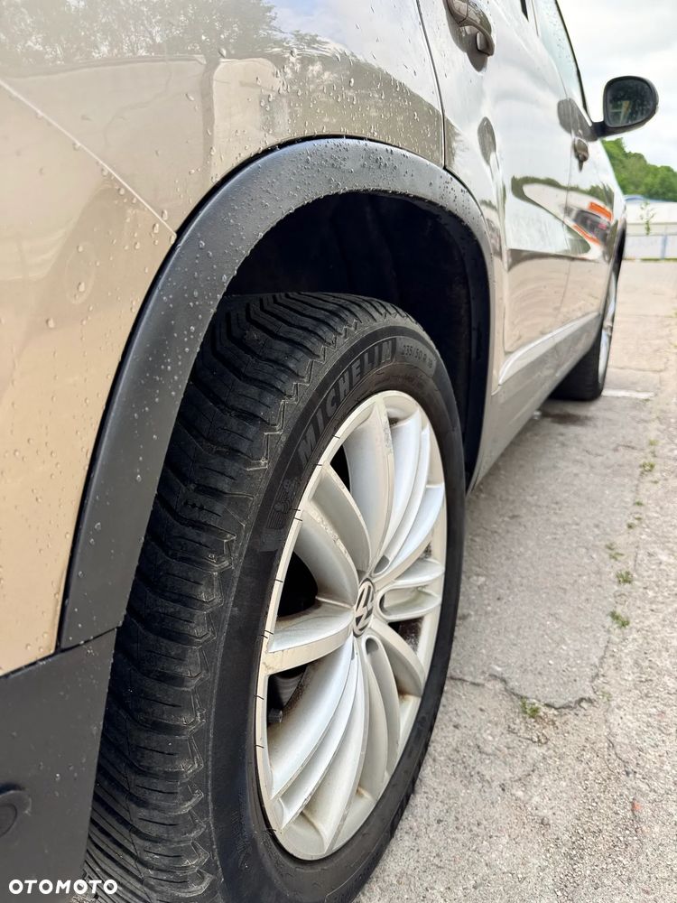 Volkswagen Tiguan - 30