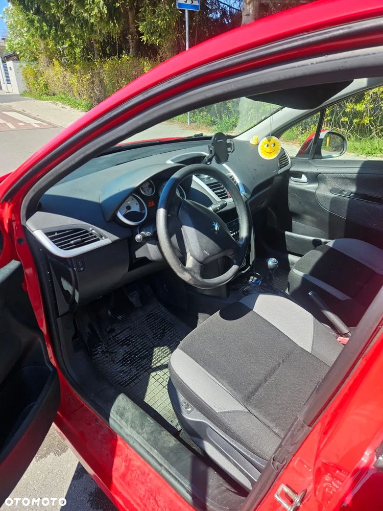 Peugeot 207 1.4 16V Trendy - 14